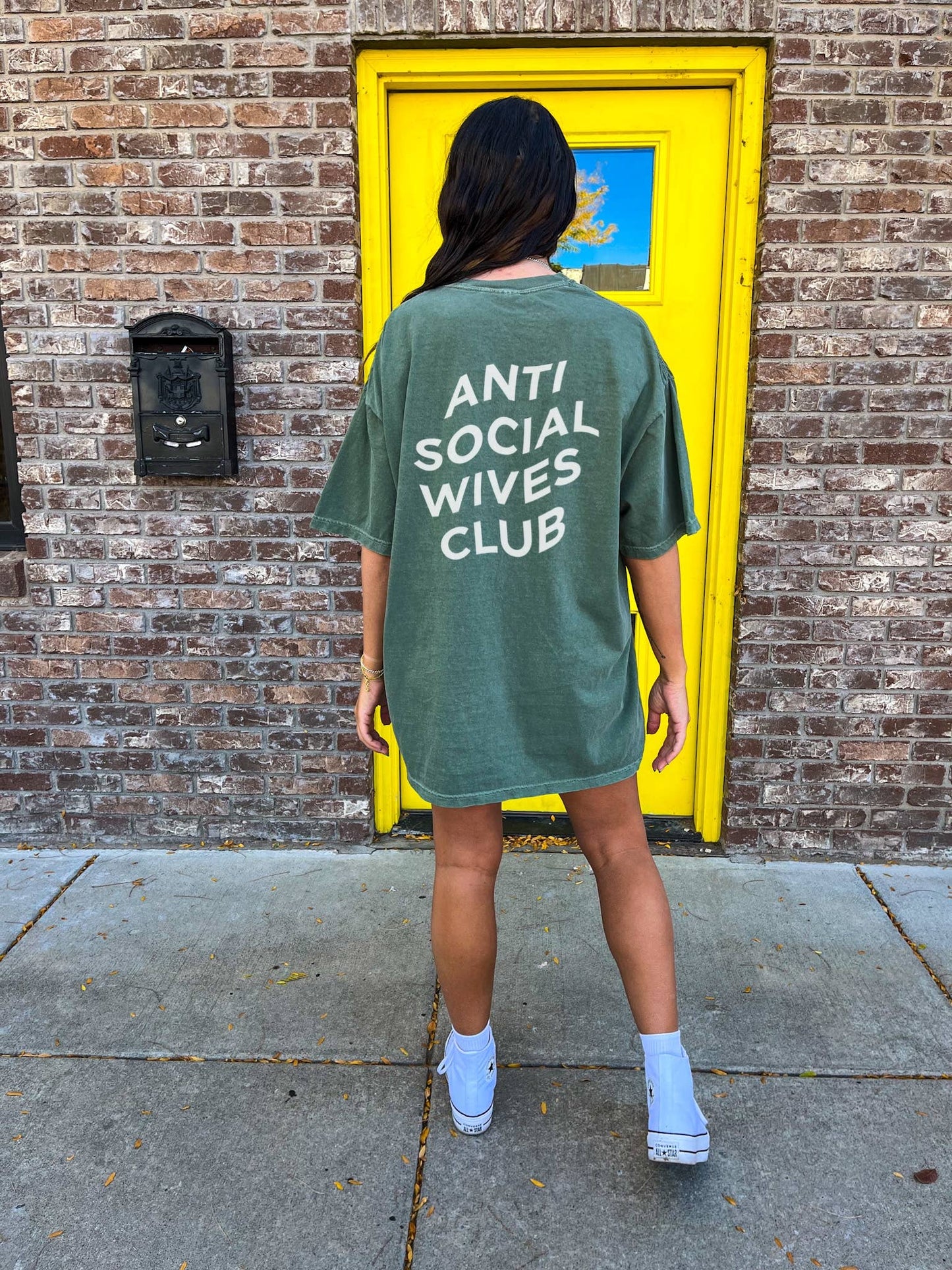 Antisocial Wives Club Tee